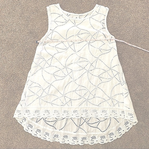 ❤️CAbi Sleeveless cotton top - Picture 3 of 7